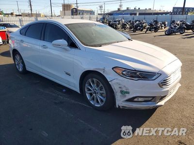Czwarte zdjęcie samochodu z boku: 2017 FORD FUSION SE PHEV VIN:3FA6P0PU1HR258057 - miniatura