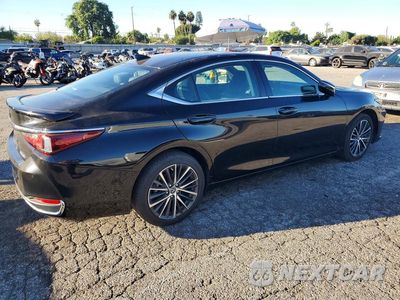 Trzecie zdjęcie samochodu z tyłu: 2025 LEXUS ES 300H BASE VIN:58ADA1C13SU057088 - miniatura