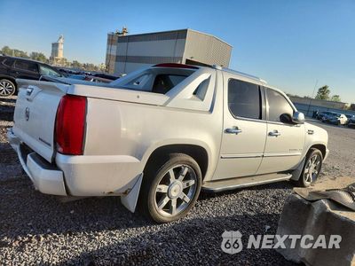 Trzecie zdjęcie samochodu z tyłu: 2011 CADILLAC ESCALADE EXT LUXURY VIN:3GYT4MEF1BG225848 - miniatura