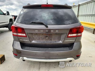 Zdjęcie 6 z 13 samochodu: 2015 DODGE JOURNEY CROSSROAD VIN:3C4PDCGG1FT674547 - miniatura