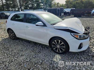 Czwarte zdjęcie samochodu z boku: 2018 HYUNDAI ELANTRA GT BASE VIN:KMHH35LE7JU062516 - miniatura