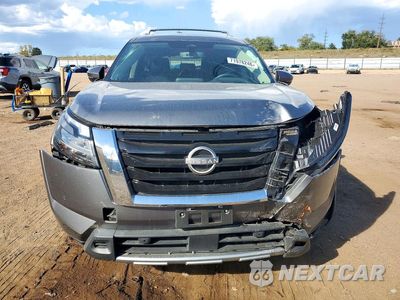 Piąte zdjęcie samochodu w środku: 2024 NISSAN PATHFINDER PLATINUM VIN:5N1DR3DJ3RC287983 - miniatura