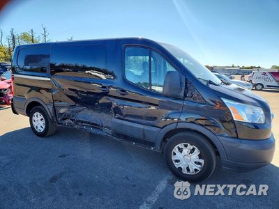 Czwarte zdjęcie samochodu z boku: 2017 FORD TRANSIT T-150 VIN:1FTYE1YM7HKA48015 - miniatura