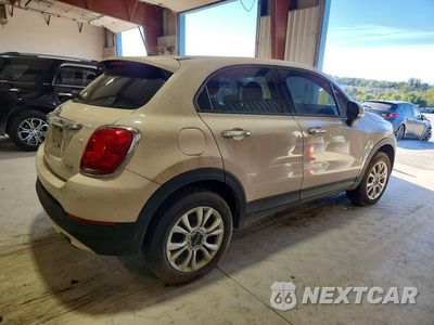 Trzecie zdjęcie samochodu z tyłu: 2016 FIAT 500X EASY VIN:ZFBCFYBT9GP351771 - miniatura
