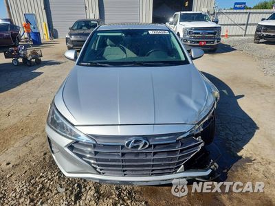 Piąte zdjęcie samochodu w środku: 2019 HYUNDAI ELANTRA VALUE EDITION VIN:5NPD84LF7KH445407 - miniatura