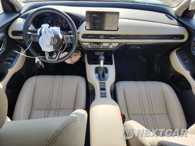 Zdjęcie 8 z 13 samochodu: 2026 HONDA HR-V EXL VIN:3CZRZ2H72TM722186 - miniatura