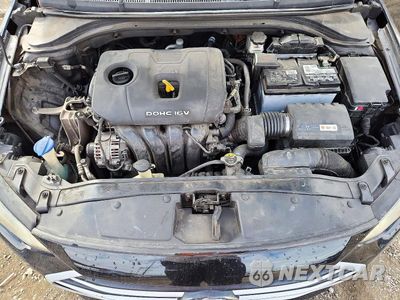 Zdjęcie 11 z 12 samochodu: 2017 HYUNDAI ELANTRA SE VIN:5NPD84LFXHH178448 - miniatura