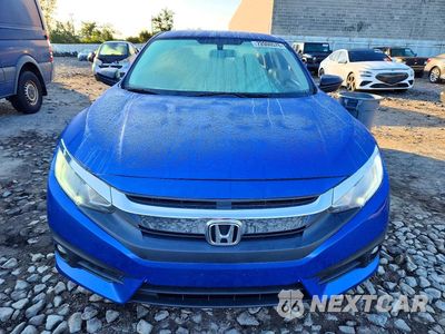 Piąte zdjęcie samochodu w środku: 2018 HONDA CIVIC LX VIN:2HGFC2F50JH604677 - miniatura