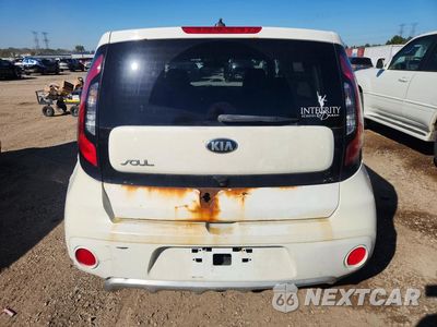 Zdjęcie 6 z 12 samochodu: 2017 KIA SOUL + VIN:KNDJP3A56H7423566 - miniatura