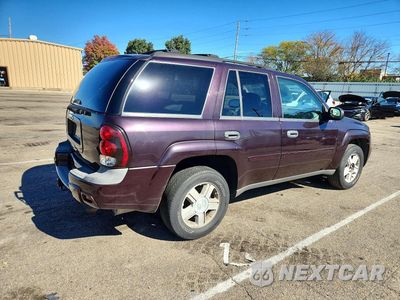 Trzecie zdjęcie samochodu z tyłu: 2008 CHEVROLET TRAILBLAZER LS VIN:1GNDT13S182234554 - miniatura
