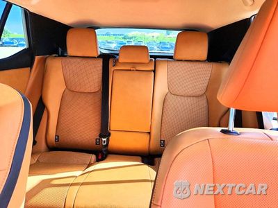 Zdjęcie 10 z 14 samochodu: 2024 LEXUS RZ 300E VIN:JTJABABB1RA003335 - miniatura