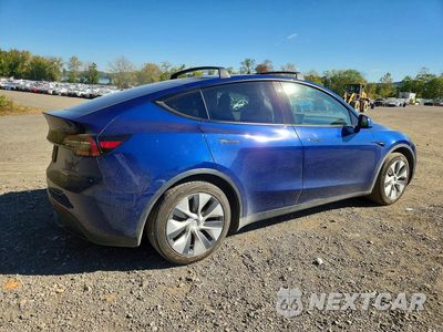 Trzecie zdjęcie samochodu z tyłu: 2021 TESLA MODEL Y VIN:5YJYGAEE1MF148142 - miniatura