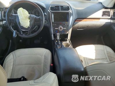 Zdjęcie 8 z 13 samochodu: 2017 FORD EXPLORER PLATINUM VIN:1FM5K8HT5HGC46098 - miniatura