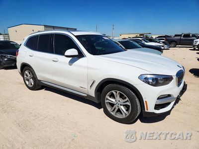 Czwarte zdjęcie samochodu z boku: 2018 BMW X3 XDRIVE30I VIN:5UXTR9C57JLD62648 - miniatura