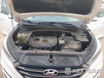 Zdjęcie 12 z 14 samochodu: 2016 HYUNDAI TUCSON SE VIN:KM8J33A47GU026799 - miniatura