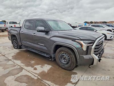 Czwarte zdjęcie samochodu z boku: 2025 TOYOTA TUNDRA CREWMAX LIMITED VIN:5TF1A5AB8SX042845 - miniatura