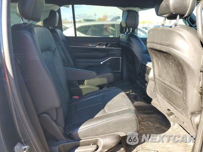 Zdjęcie 11 z 13 samochodu: 2022 JEEP WAGONEER SERIES II VIN:1C4SJVBT0NS180697 - miniatura