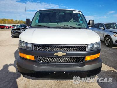 Piąte zdjęcie samochodu w środku: 2019 CHEVROLET EXPRESS 2500 CARGO DELIVERY VAN VIN:1GCWGAF17K1260758 - miniatura