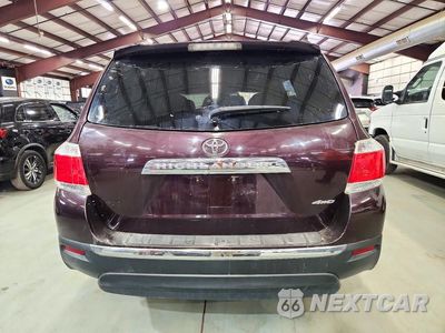 Zdjęcie 6 z 13 samochodu: 2012 TOYOTA HIGHLANDER LIMITED VIN:5TDDK3EH3CS144932 - miniatura