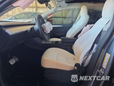 Zdjęcie 7 z 12 samochodu: 2024 TESLA MODEL Y VIN:7SAYGDEF5RF161965 - miniatura
