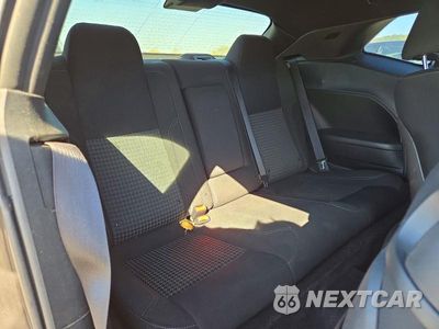 Zdjęcie 10 z 12 samochodu: 2018 DODGE CHALLENGER SXT VIN:2C3CDZAG1JH242444 - miniatura