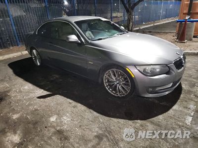 Czwarte zdjęcie samochodu z boku: 2011 BMW 335 I VIN:WBADX7C58BE581408 - miniatura