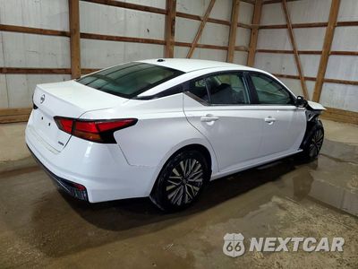 Trzecie zdjęcie samochodu z tyłu: 2026 NISSAN ALTIMA SV VIN:1N4BL4DWXTN339108 - miniatura