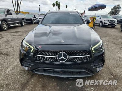 Piąte zdjęcie samochodu w środku: 2021 MERCEDES-BENZ E 350 VIN:W1KZF8DB4MA933275 - miniatura