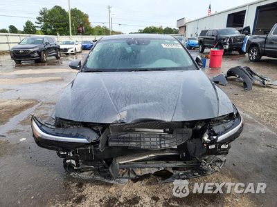 Piąte zdjęcie samochodu w środku: 2024 HYUNDAI ELANTRA SEL VIN:KMHLM4DG8RU800756 - miniatura