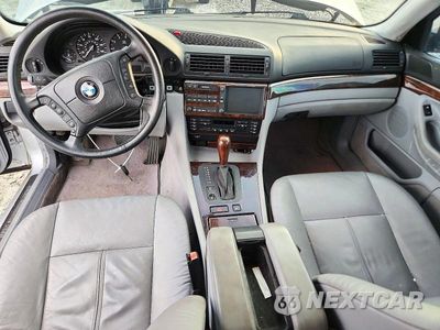 Zdjęcie 8 z 12 samochodu: 2000 BMW 740 I AUTOMATIC VIN:WBAGG8341YDN80352 - miniatura
