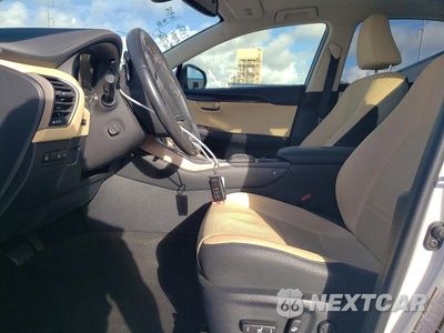 Zdjęcie 7 z 13 samochodu: 2021 LEXUS NX 300 BASE VIN:JTJDARBZ6M5024050 - miniatura