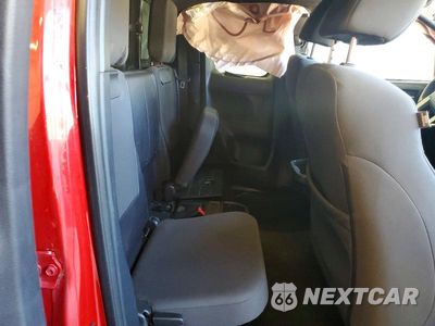 Zdjęcie 10 z 12 samochodu: 2017 TOYOTA TACOMA TRD SPORT VIN:5TFSZ5AN8HX111730 - miniatura