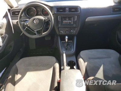 Zdjęcie 8 z 12 samochodu: 2017 VOLKSWAGEN JETTA S VIN:3VW2B7AJ8HM219085 - miniatura