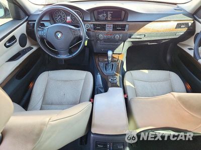 Zdjęcie 8 z 12 samochodu: 2009 BMW 328 I SULEV VIN:WBAPH57549NL79359 - miniatura