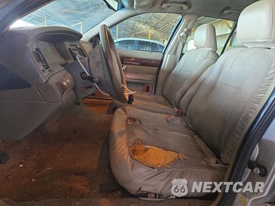 Zdjęcie 7 z 12 samochodu: 2007 MERCURY GRAND MARQUIS LS VIN:2MEFM75W17X622279 - miniatura