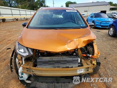 Piąte zdjęcie samochodu w środku: 2017 CHEVROLET BOLT EV PREMIER VIN:1G1FX6S03H4189696 - miniatura