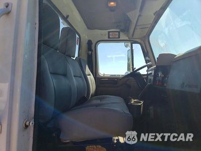 Zdjęcie 10 z 12 samochodu: 2001 INTERNATIONAL 4700 BUCKET TRUCK VIN:1HTSCAAN91H268826 - miniatura