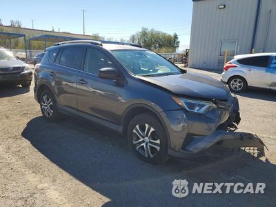 Czwarte zdjęcie samochodu z boku: 2018 TOYOTA RAV4 LE VIN:JTMBFREV8JJ226489 - miniatura