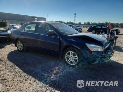 Czwarte zdjęcie samochodu z boku: 2007 HONDA ACCORD EX VIN:1HGCM56837A200923 - miniatura