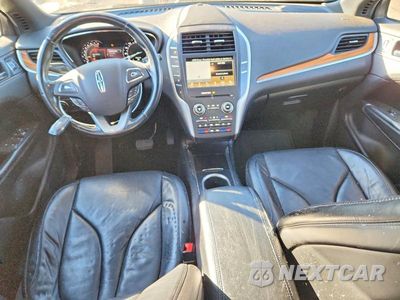 Zdjęcie 8 z 13 samochodu: 2016 LINCOLN MKC RESERVE VIN:5LMTJ3DH4GUJ08192 - miniatura