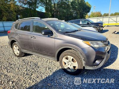 Czwarte zdjęcie samochodu z boku: 2015 TOYOTA RAV4 LE VIN:JTMBFREV0FJ050254 - miniatura