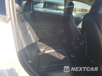 Zdjęcie 10 z 12 samochodu: 2021 TESLA MODEL Y VIN:5YJYGDEE4MF185218 - miniatura