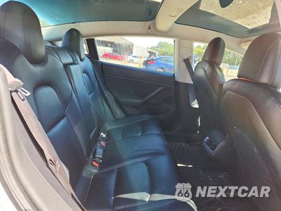 Zdjęcie 10 z 12 samochodu: 2019 TESLA MODEL 3 VIN:5YJ3E1EB2KF469173 - miniatura