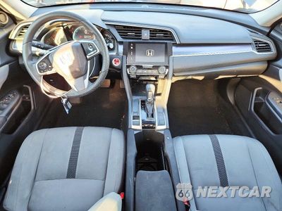 Zdjęcie 8 z 12 samochodu: 2016 HONDA CIVIC EX VIN:19XFC1F32GE013584 - miniatura