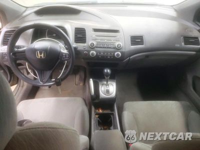 Zdjęcie 8 z 12 samochodu: 2007 HONDA CIVIC LX VIN:2HGFG12657H578101 - miniatura