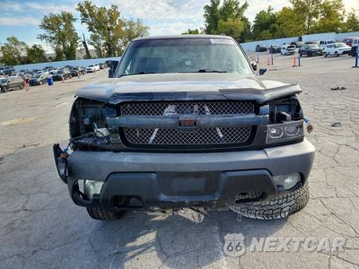 Piąte zdjęcie samochodu w środku: 2002 CHEVROLET AVALANCHE K1500 VIN:3GNEK13T32G162657 - miniatura