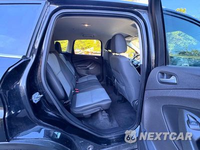 Zdjęcie 10 z 14 samochodu: 2017 FORD ESCAPE SE VIN:1FMCU9GD4HUC71190 - miniatura