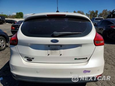 Zdjęcie 6 z 12 samochodu: 2017 FORD FOCUS BEV VIN:1FADP3R4XHL325341 - miniatura