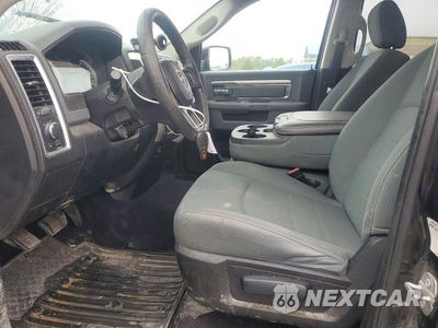 Zdjęcie 7 z 12 samochodu: 2017 RAM 1500 SLT VIN:1C6RR6GG4HS651044 - miniatura