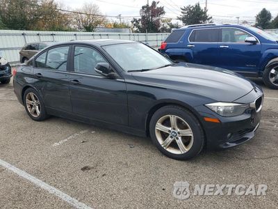 Czwarte zdjęcie samochodu z boku: 2013 BMW 328 XI VIN:WBA3B3C53DF537428 - miniatura